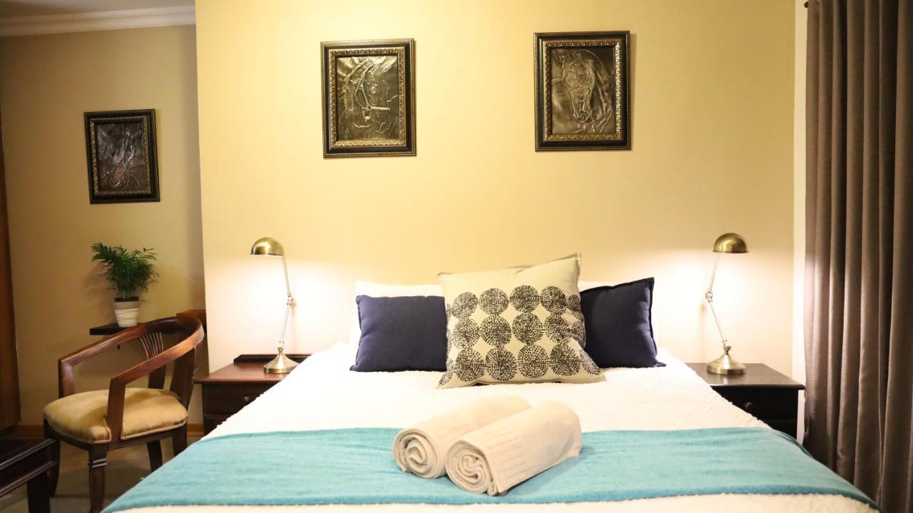 The Oak Potch Guesthouse Potchefstroom Eksteriør bilde